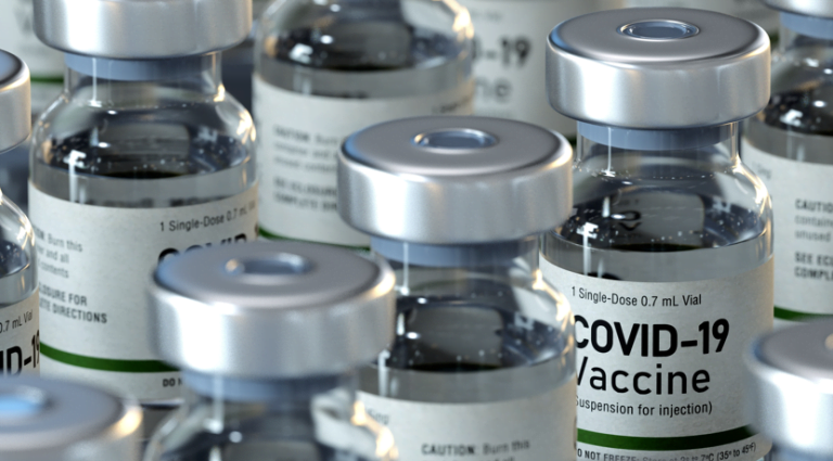 Homem é preso após apedrejar e furtar farmácia no Centro de Ribeirão