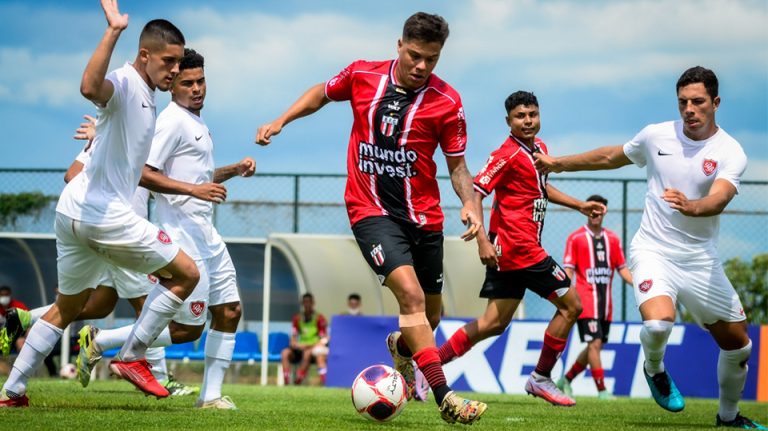 Botafogo imita Bafo e leva sacode na Copinha