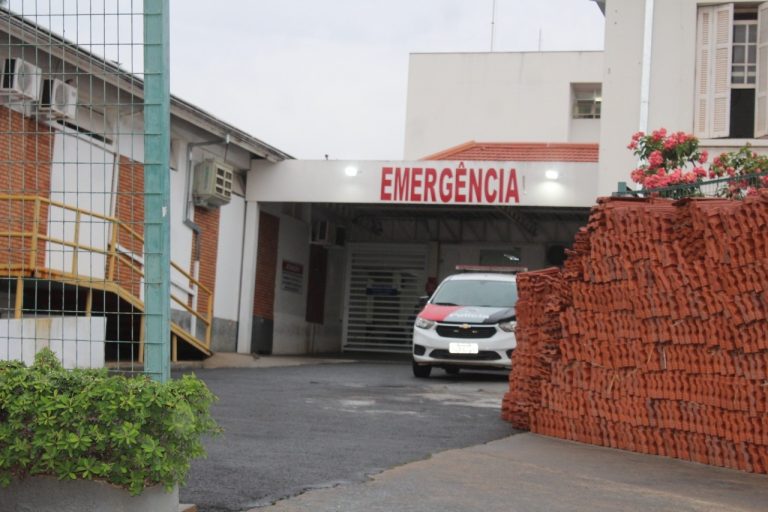 Paciente furta médica durante o atendimento em Matão