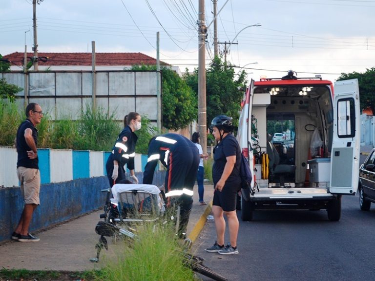 Heroína, ciclista salva da morte homem que pulou de pontilhão