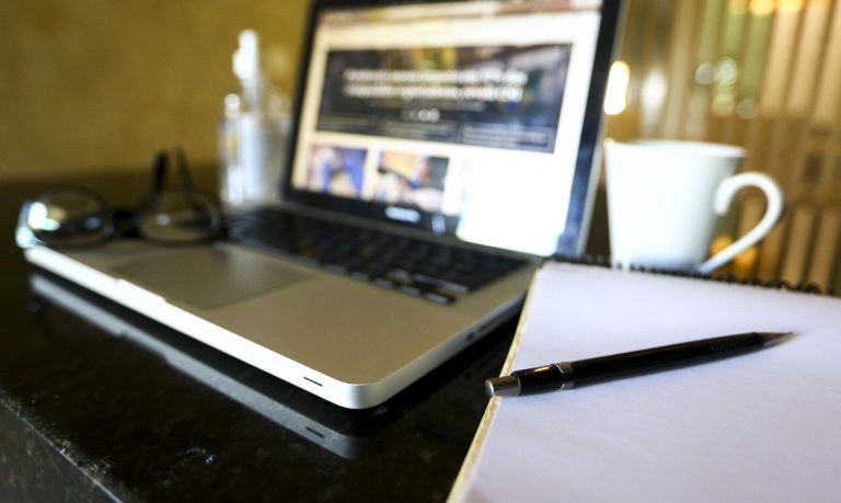 Covid-19: portaria altera regras e diminui tempo de afastamento do trabalho