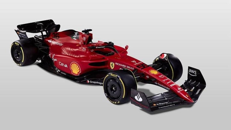 Ferrari revela F1-75, carro da F1 2022 que homenageia história do time