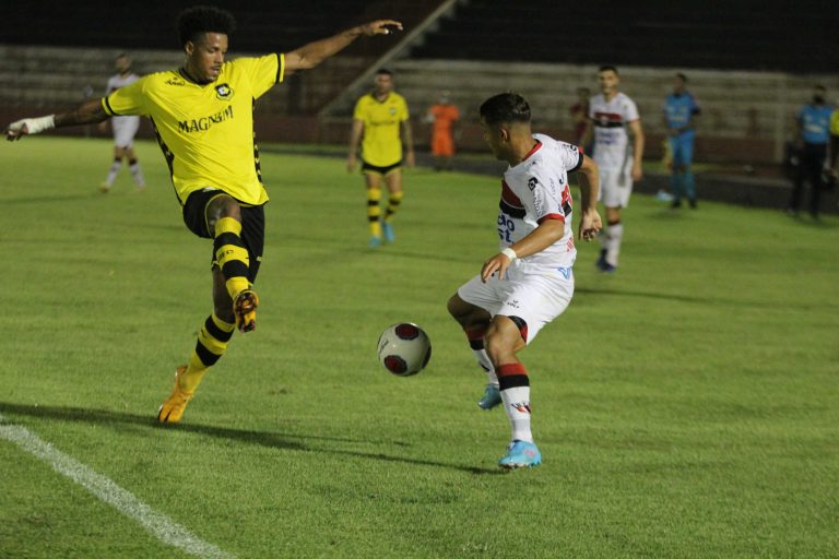 No domingão de carnaval, Botafogo não desafina o samba e vence a primeira em casa