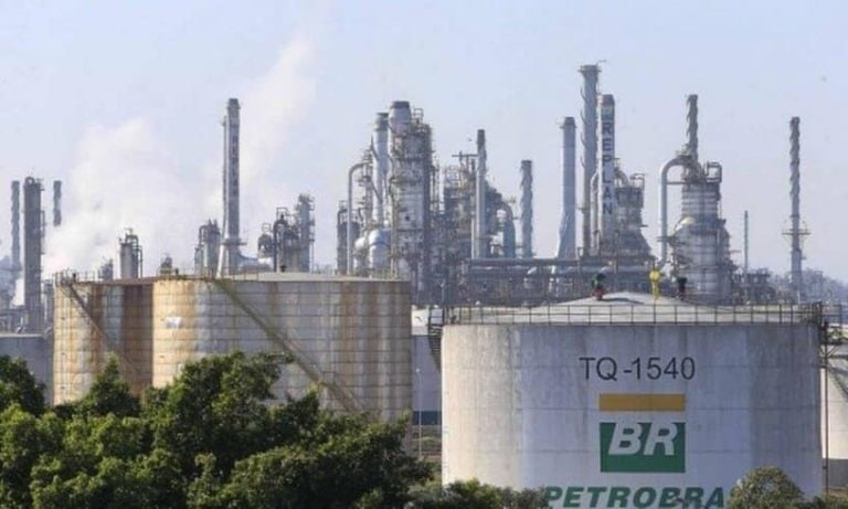 Petrobras teve lucro recorde de mais de R$ 100 bi em 2021