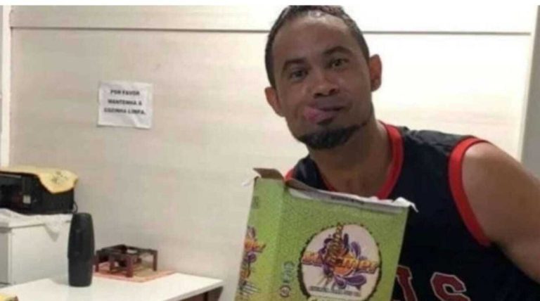 Condenado por assassinato, goleiro Bruno vai vender açaí