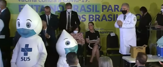 Aplicadas as primeiras doses da vacina contra Covid produzida 100% no Brasil