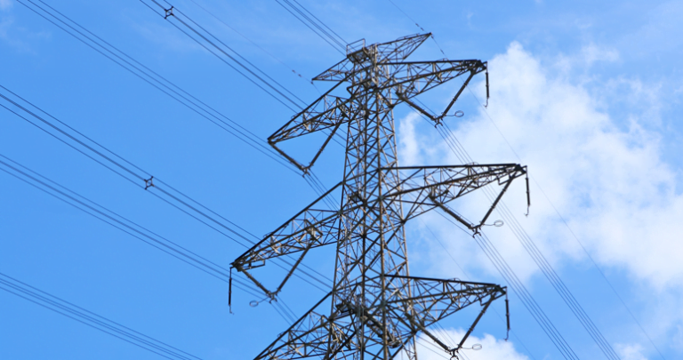 Aneel aprova socorro de até R$ 5,3 bi para setor elétrico