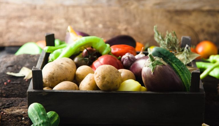 Cai o consumo de frutas e legumes