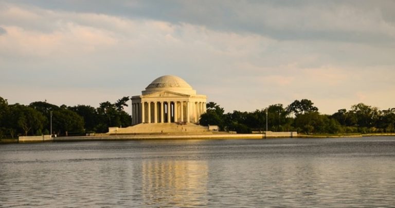 Mandatos de vacinas não são mais exigidos em Washington nos EUA