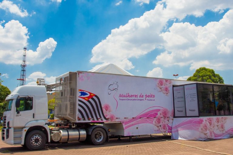 Mais de 500 mulheres fizeram em Birigui o exame gratuito de mamografia na carreta do programa Mulheres de Peito