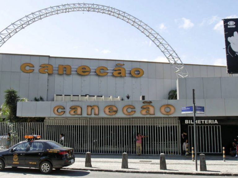 UFRJ assume copromisso para construção de centro cultural no antigo Canecão