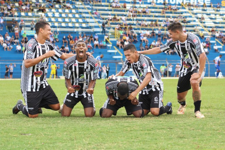 Comercial entra em campo para reconquistar a liderança da A3