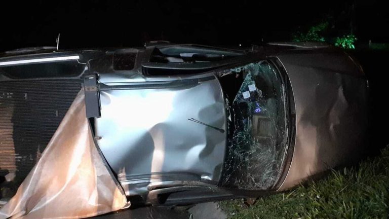 Motorista morre em colisão seguida de capotamento na Anhanguera