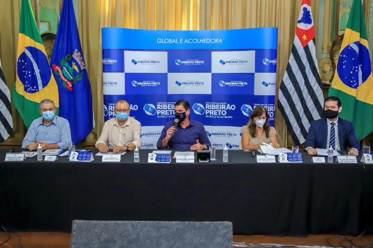 Sem máscaras: Em Ribeirão Preto, uso de máscaras em locais abertos deixa de ser obrigatório