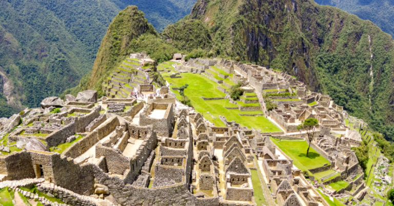 “Machu Picchu” ou “Picchu” ?