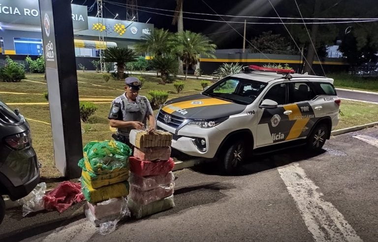 Mais de 200 quilos de maconha são localizados dentro de carro “dublê”