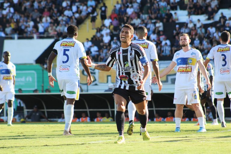 Comercial empata e fica mais próximo da classificação