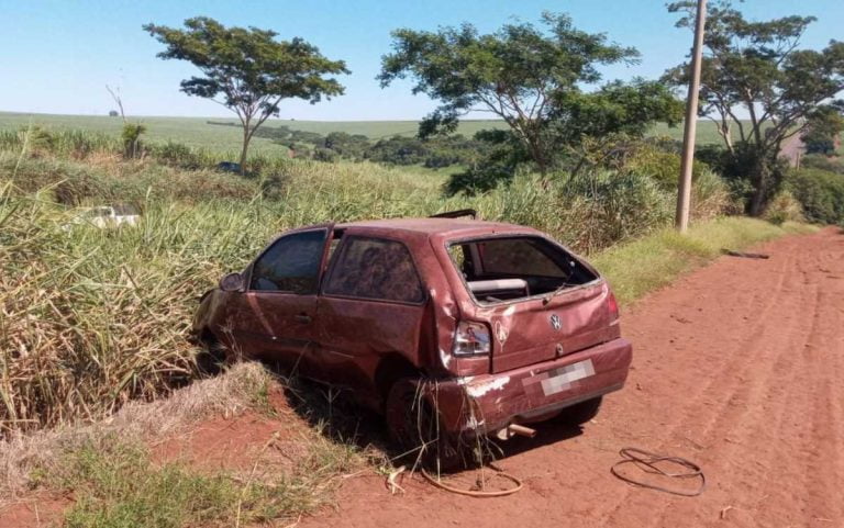 Homem é encontrado morto ao lado do veículo, em Jaboticabal
