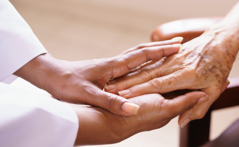 Profissionais de saúde negros usam carreira para cuidar da população negra