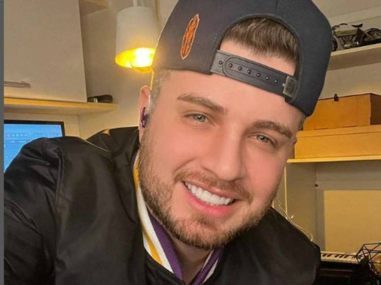 Cantor sertanejo Conrado está internado em estado grave após acidente