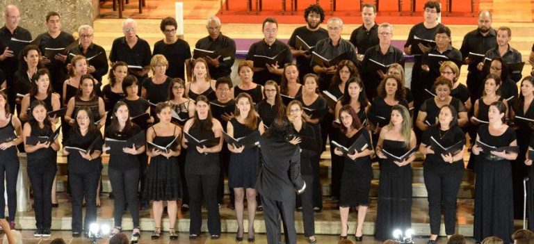 Encontro traz apresentações artísticas gratuitas e discute futuro de políticas culturais