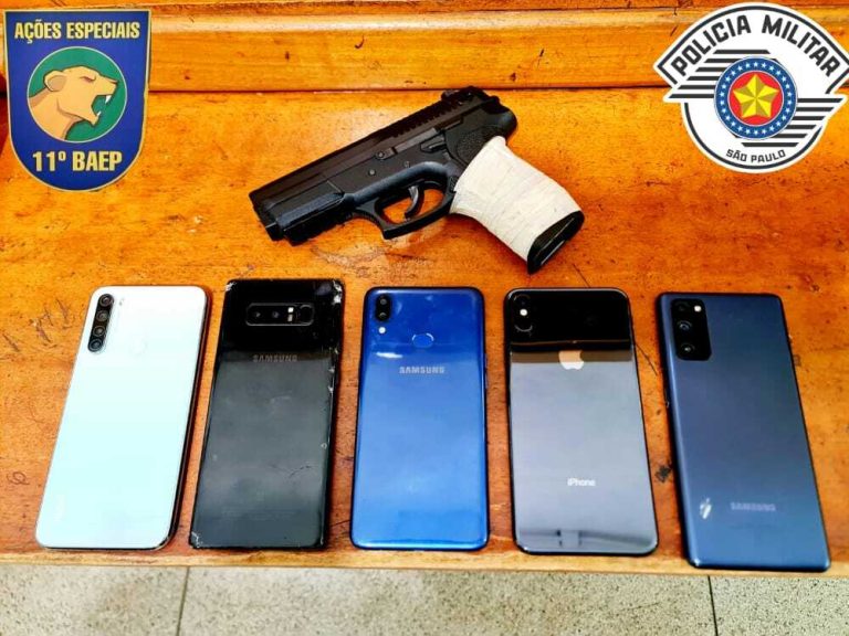 Quatro na MÃO: suspeitos presos pelo BAEP após roubo de celulares
