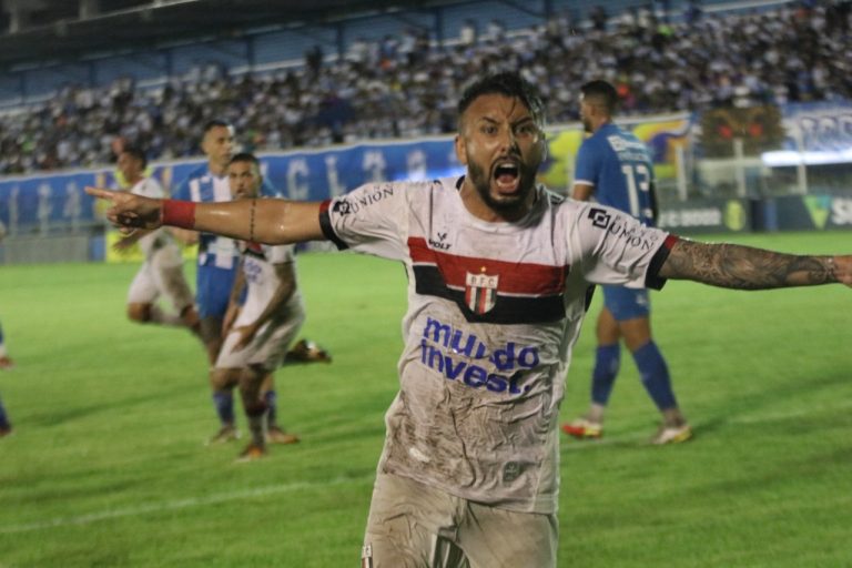 Vexame em Belém: Botafogo cai de quatro contra o Paysandu. Sinal de alerta aceso