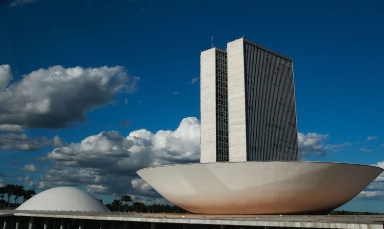 Conselho de Ética da Câmara instaura processos contra nove deputados