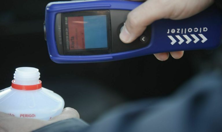 Não quer fazer teste do bafômetro? Multa será de quase três mil reais