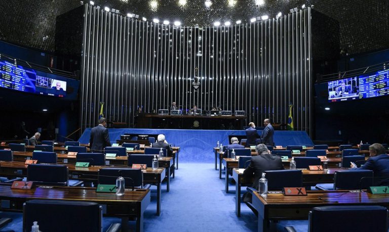 Governo garante que o preço dos combustíveis vai diminuir