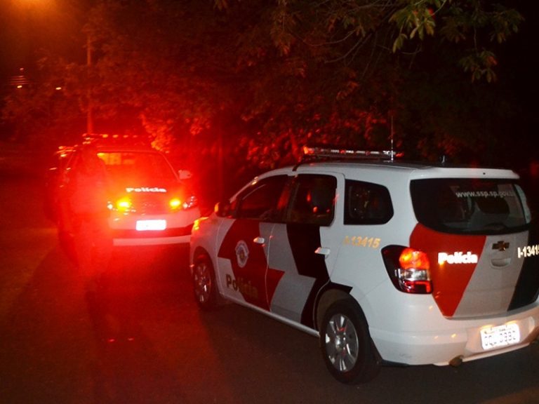 Empresário leva dois tiros ao reagir a um assalto