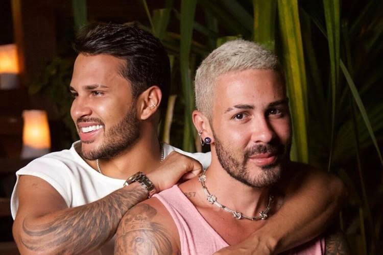 Nova coluna semanal no Portal Thathi: Nem the conto!