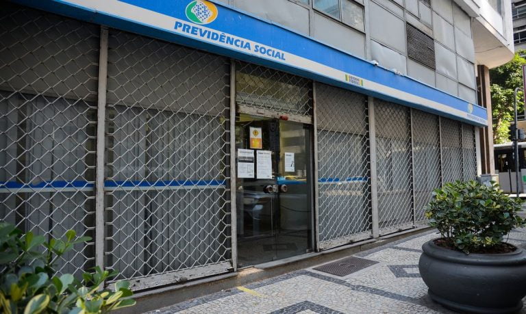 Final da greve: Servidores do INSS retornam hoje ao trabalho presencial