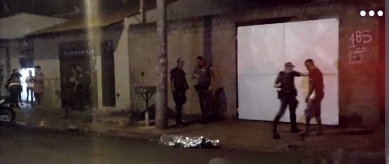 Execução no Jardim Paiva com homem baleado na porta de casa