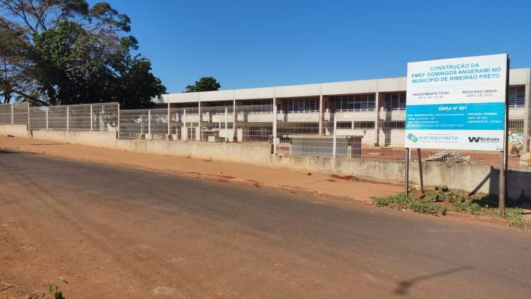 Vish, esquecí! Prefeitura ‘esquece’ de colocar caixa d’água em projeto de escola