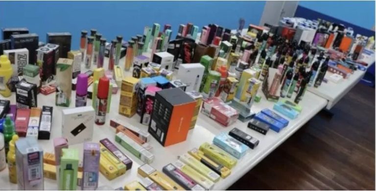 Operação apreende R$ 43 mil em produtos para tabacarias