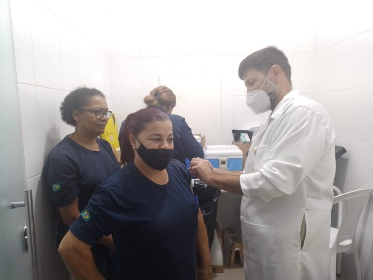 Secretaria de Saúde de Araçatuba e OS desenvolvem ações em supermercados