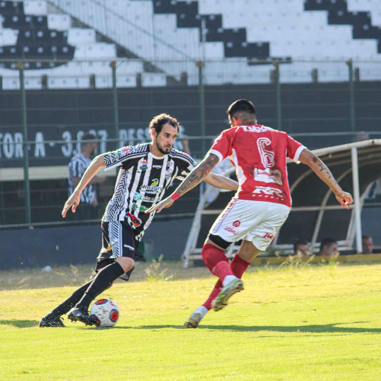 Comercial empata em casa e se complica na Copa Paulista