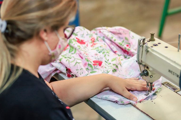 Cursos gratuitos para quem está desempregado ou interessado em abrir seu próprio negócio