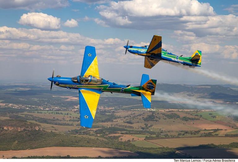 Hoje tem fumaça no céu: Esquadrilha da fumaça promete um show imperdível para os ribeirão-pretanos