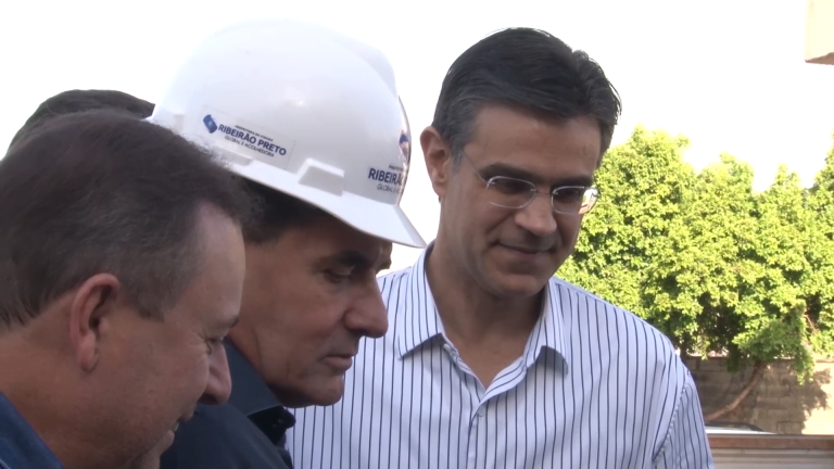 Vídeo | Governador de São Paulo vem a Ribeirão Preto, visita obras e participa de uma coletiva de imprensa