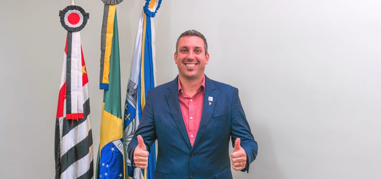 Prefeito de Serrana admite fraude e vai pagar R$ 3,6 mil de multa