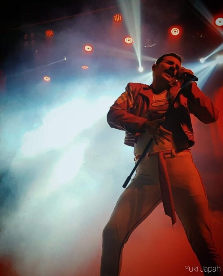 Hoje tem Queen no Theatro Pedro II