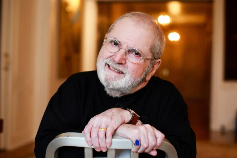 Jô Soares estrearia a peça ‘À Meia Luz’ em setembro