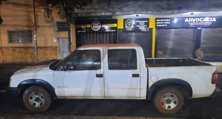 3 suspeitos são presos após roubo de caminhonete em Ribeirão Preto