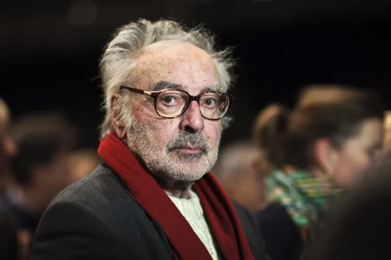 Jean-Luc Godard, cineasta francês pioneiro da Nouvelle Vague, morre aos 91 anos