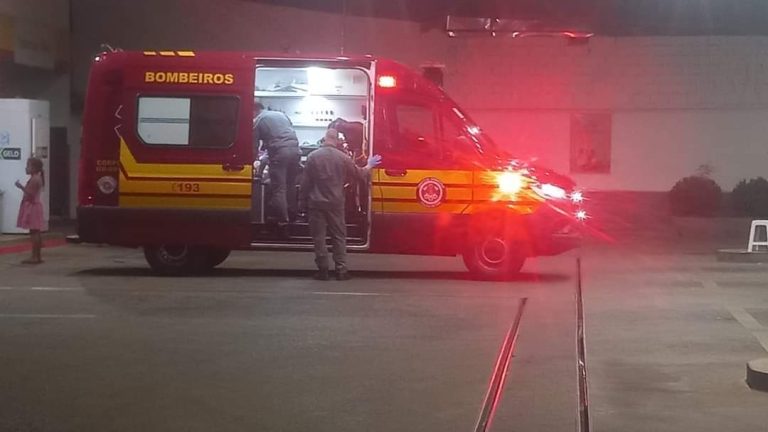 Cantor sertanejo atropela homem em rodovia