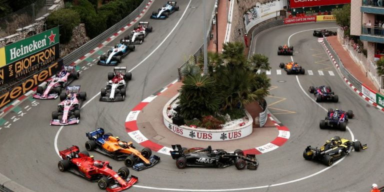 Fórmula 1 divulga calendário com 24 corridas em 2023