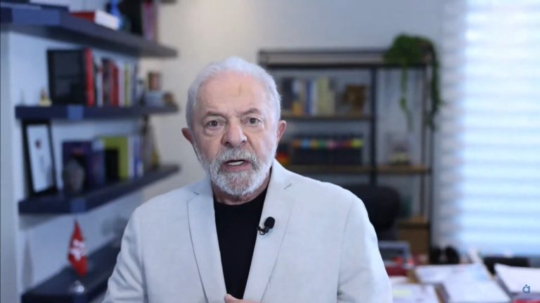 “Tragédia inaceitável”, afirma Lula sobre ataque a creche em Blumenau