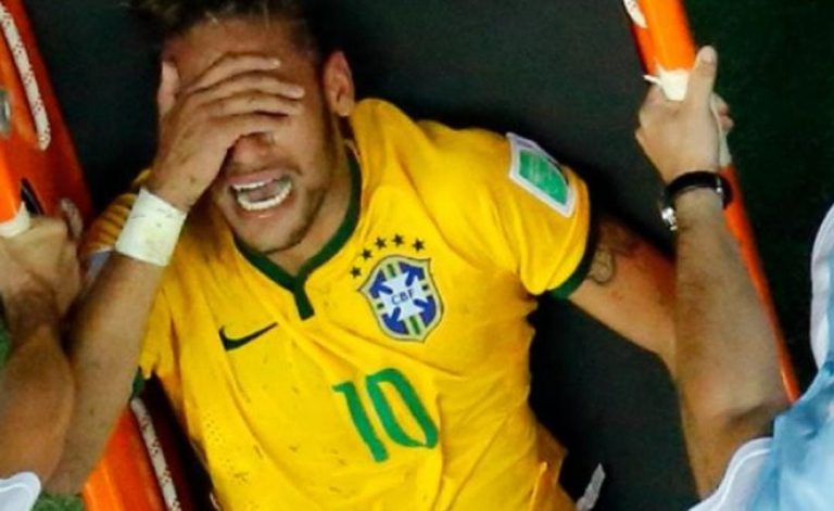 Neymar e Danilo estão fora da primeira fase da Copa do Mundo